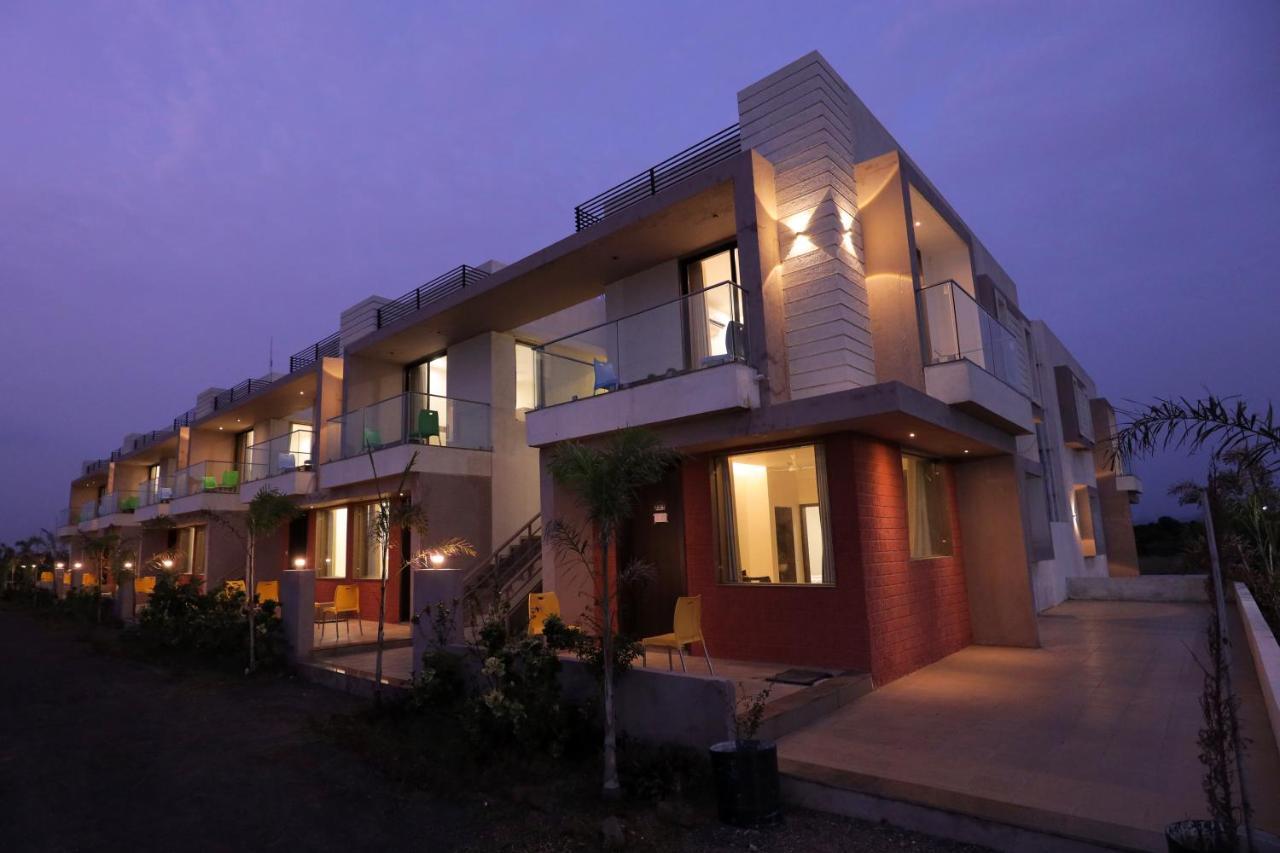 Leena Resort Garudeshwar Ngoại thất bức ảnh