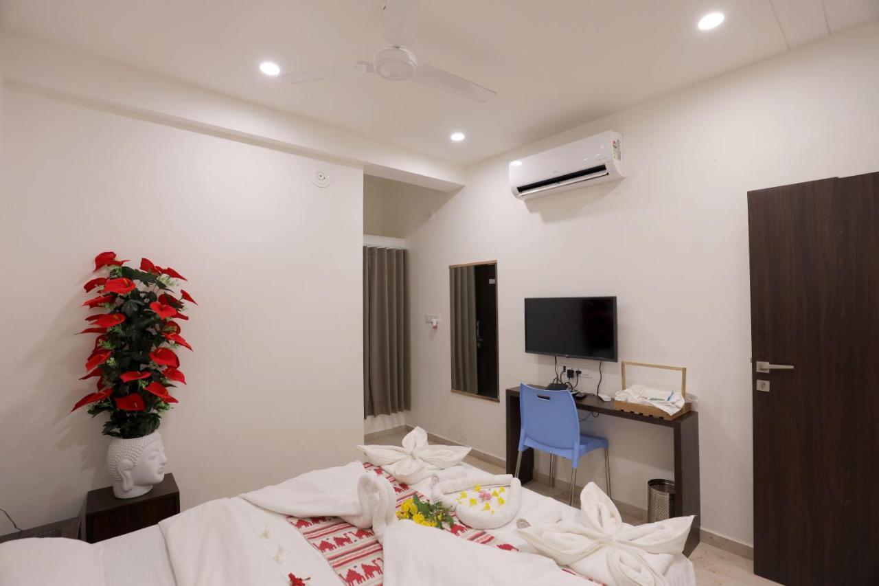 Leena Resort Garudeshwar Ngoại thất bức ảnh