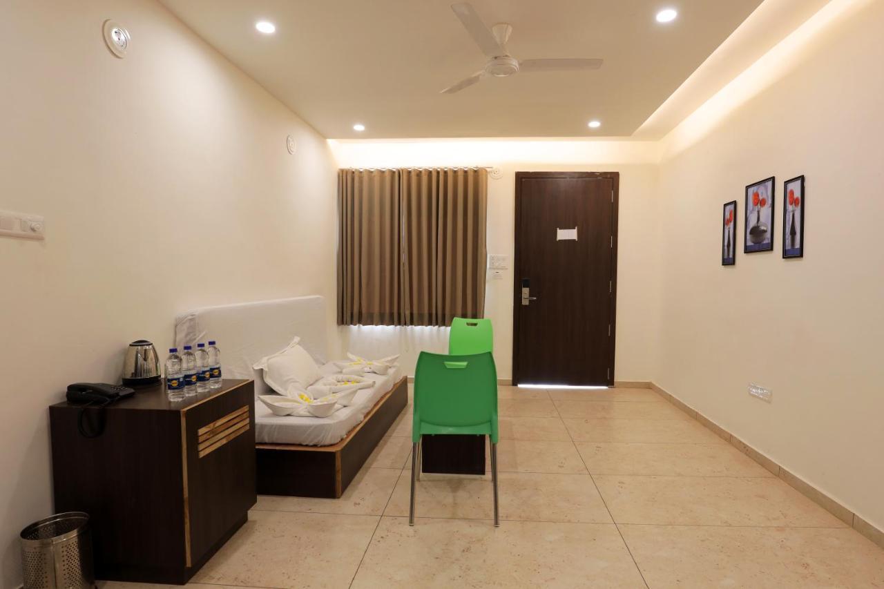 Leena Resort Garudeshwar Ngoại thất bức ảnh